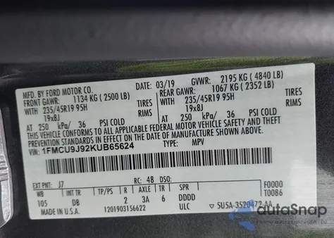 2019 Ford Escape Titanium z USA, uszkodzony, nr VIN 1FMCU9J92KUB65624